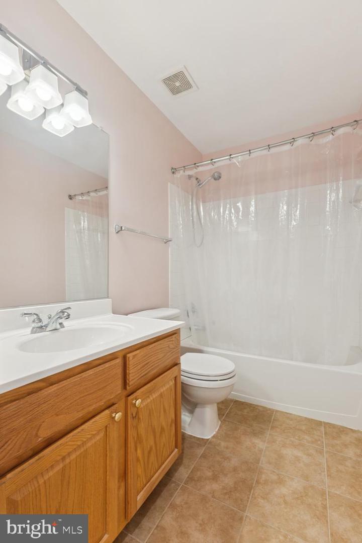 42783 SHALER ST, CHANTILLY, Virginia 20152, 3 Bedrooms Bedrooms, ,3 BathroomsBathrooms,Residential,For sale,42783 SHALER ST,VALO2104392 MLS # VALO2104392