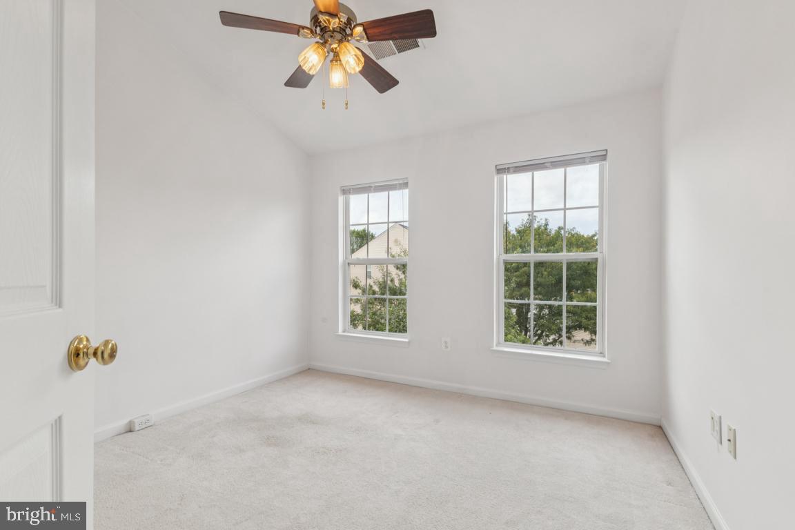 42783 SHALER ST, CHANTILLY, Virginia 20152, 3 Bedrooms Bedrooms, ,3 BathroomsBathrooms,Residential,For sale,42783 SHALER ST,VALO2104392 MLS # VALO2104392