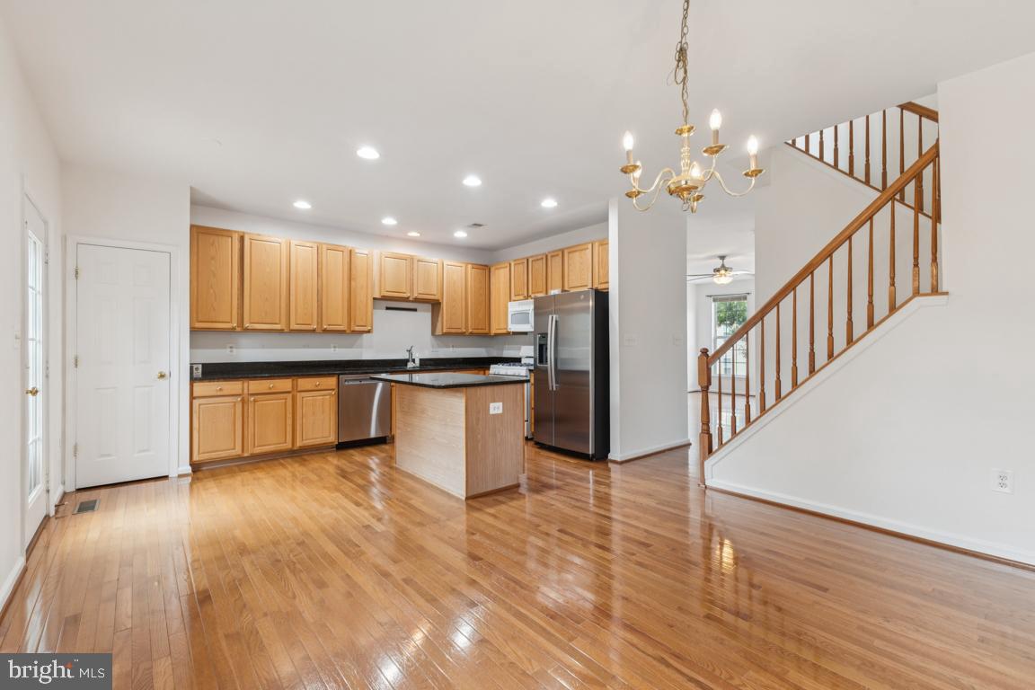 42783 SHALER ST, CHANTILLY, Virginia 20152, 3 Bedrooms Bedrooms, ,3 BathroomsBathrooms,Residential,For sale,42783 SHALER ST,VALO2104392 MLS # VALO2104392