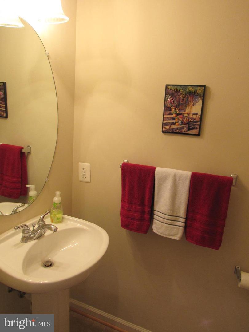 42783 SHALER ST, CHANTILLY, Virginia 20152, 3 Bedrooms Bedrooms, ,3 BathroomsBathrooms,Residential,For sale,42783 SHALER ST,VALO2104392 MLS # VALO2104392