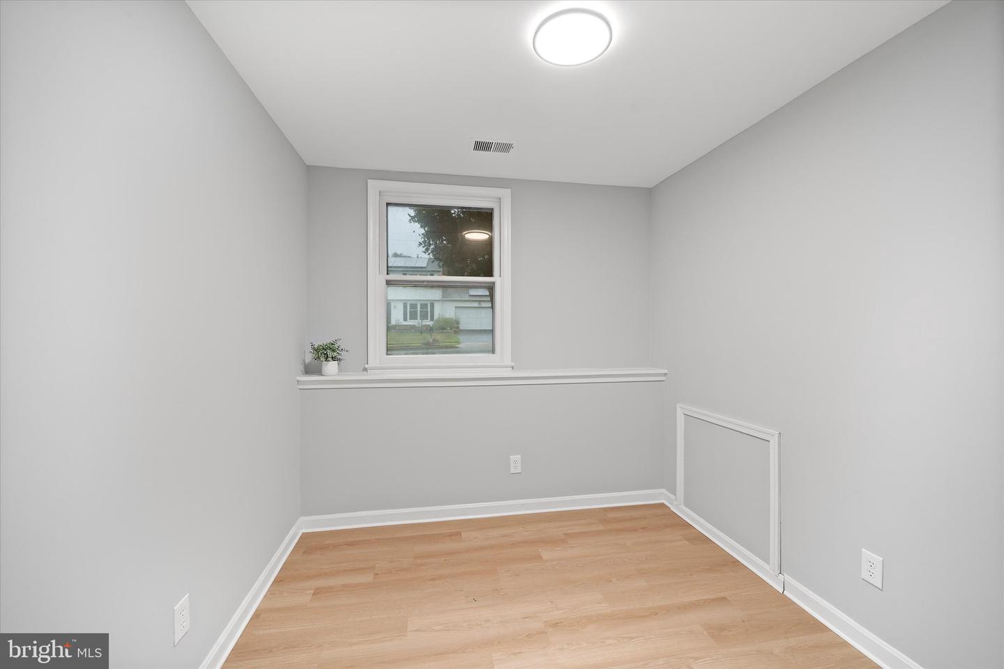 12721 CARLSBAD CT, HERNDON, Virginia 20171, 4 Bedrooms Bedrooms, ,2 BathroomsBathrooms,Residential,For sale,12721 CARLSBAD CT,VAFX2260776 MLS # VAFX2260776