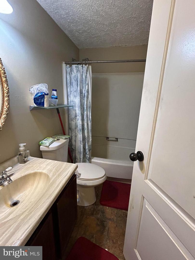 703 BRETHOUR CT #19, STERLING, Virginia 20164, 2 Bedrooms Bedrooms, ,1 BathroomBathrooms,Residential,For sale,703 BRETHOUR CT #19,VALO2104422 MLS # VALO2104422