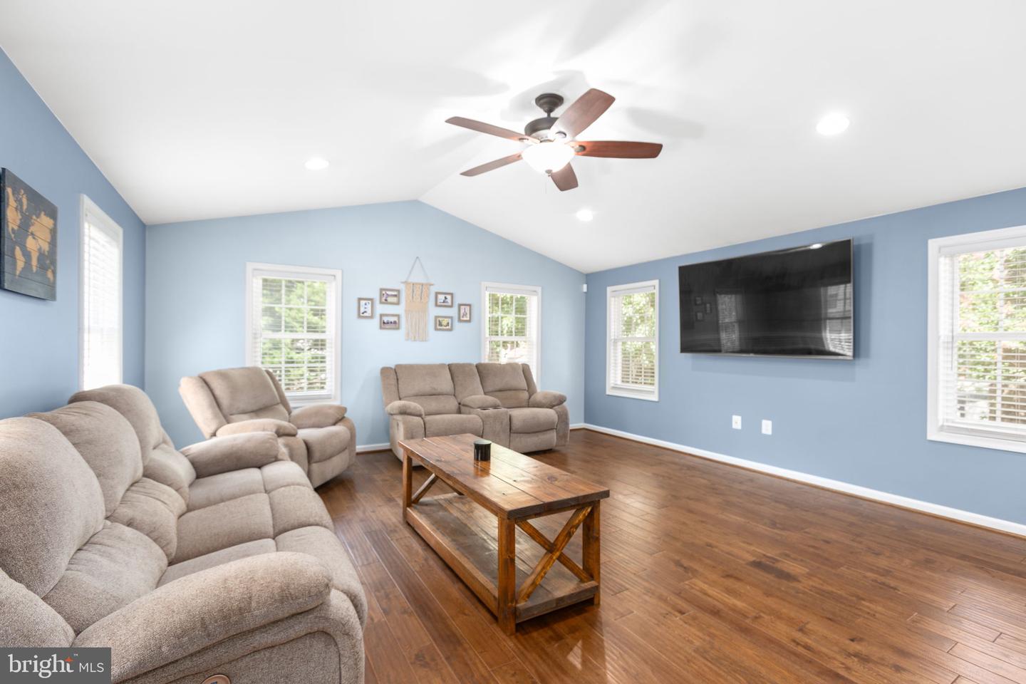 8 JOHNSON CT, STAFFORD, Virginia 22556, 5 Bedrooms Bedrooms, 14 Rooms Rooms,2 BathroomsBathrooms,Residential,For sale,8 JOHNSON CT,VAST2041758 MLS # VAST2041758
