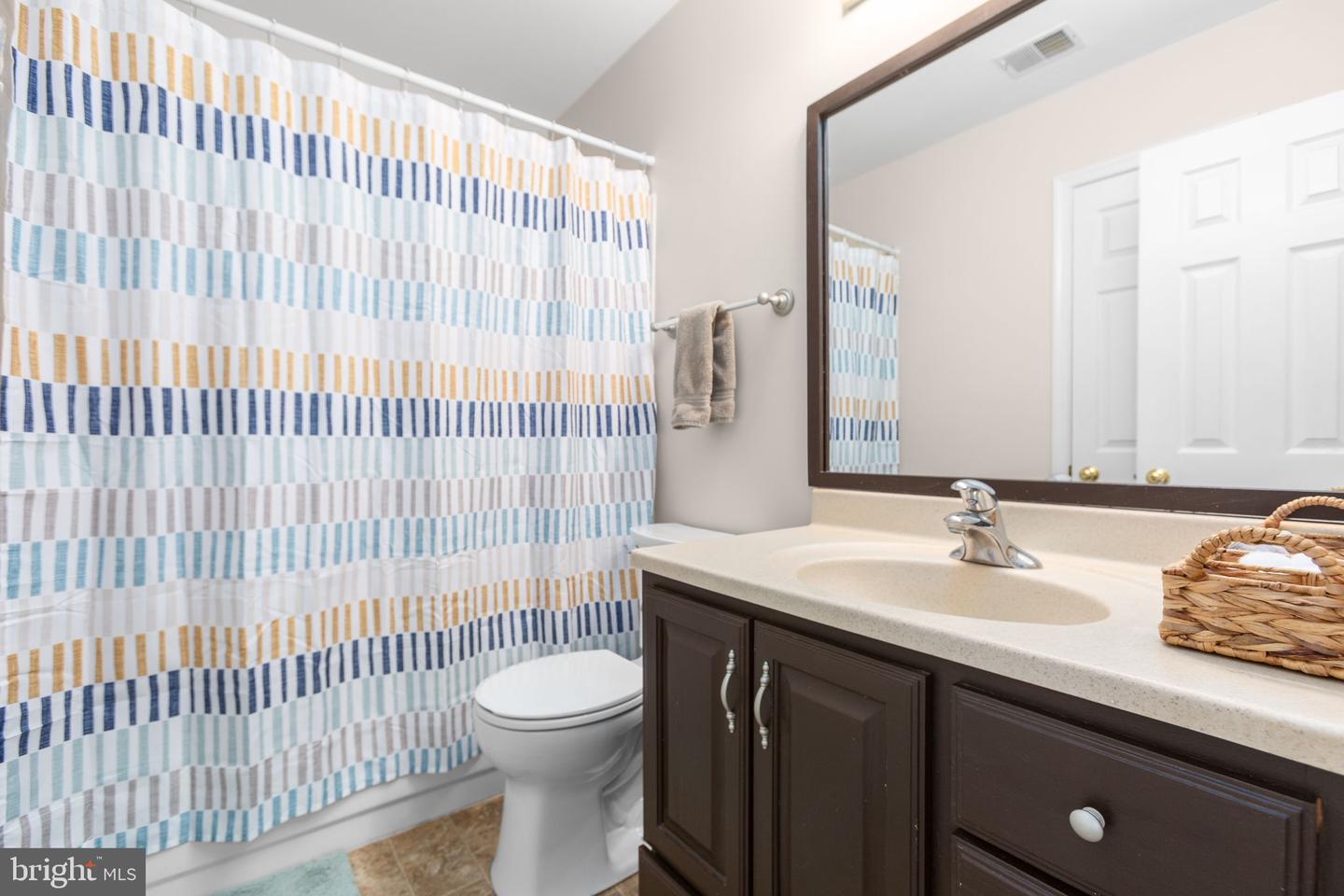 8 JOHNSON CT, STAFFORD, Virginia 22556, 5 Bedrooms Bedrooms, 14 Rooms Rooms,2 BathroomsBathrooms,Residential,For sale,8 JOHNSON CT,VAST2041758 MLS # VAST2041758
