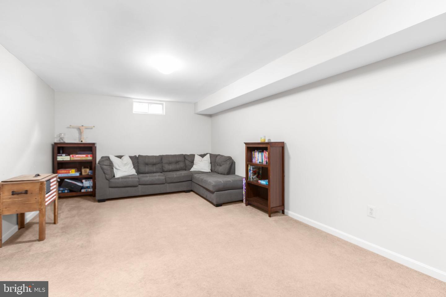 8 JOHNSON CT, STAFFORD, Virginia 22556, 5 Bedrooms Bedrooms, 14 Rooms Rooms,2 BathroomsBathrooms,Residential,For sale,8 JOHNSON CT,VAST2041758 MLS # VAST2041758