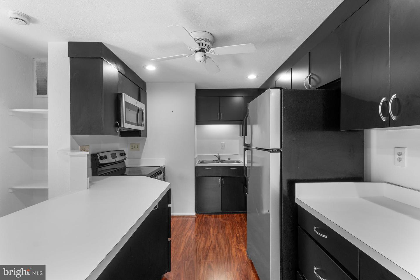 1806 N SHORE CT, RESTON, Virginia 20190, 4 Bedrooms Bedrooms, ,3 BathroomsBathrooms,Residential,For sale,1806 N SHORE CT,VAFX2261224 MLS # VAFX2261224