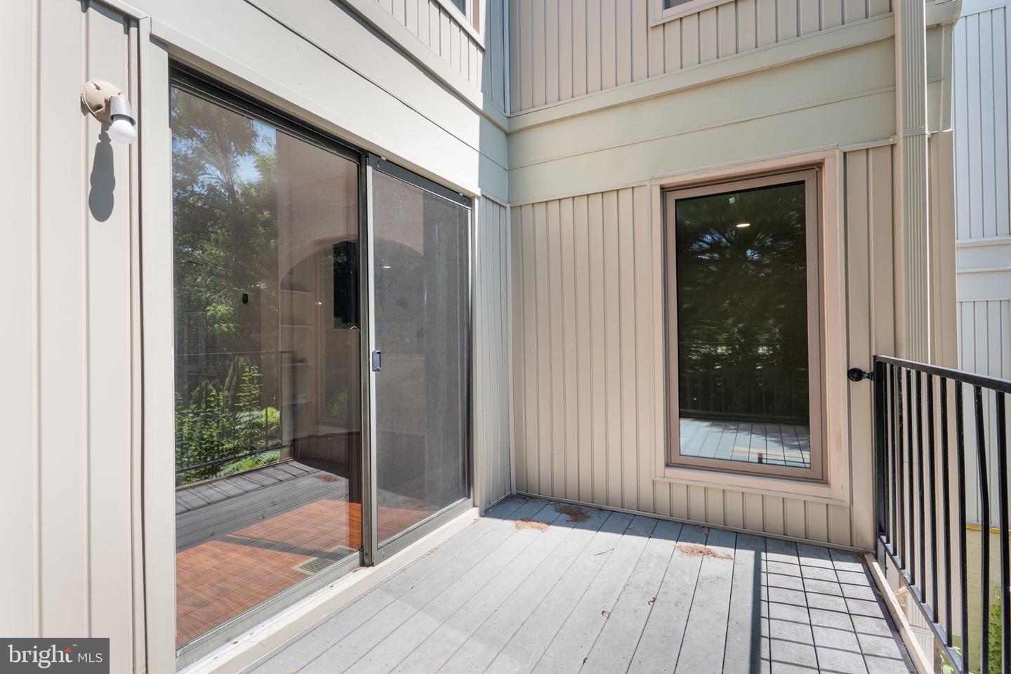 1806 N SHORE CT, RESTON, Virginia 20190, 4 Bedrooms Bedrooms, ,3 BathroomsBathrooms,Residential,For sale,1806 N SHORE CT,VAFX2261224 MLS # VAFX2261224