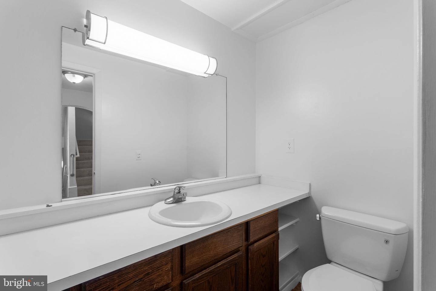 1806 N SHORE CT, RESTON, Virginia 20190, 4 Bedrooms Bedrooms, ,3 BathroomsBathrooms,Residential,For sale,1806 N SHORE CT,VAFX2261224 MLS # VAFX2261224