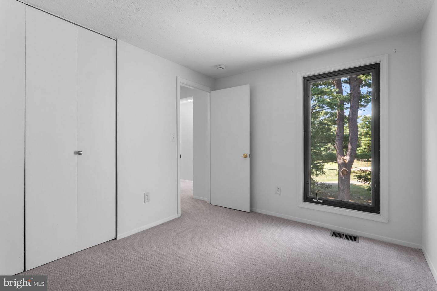 1806 N SHORE CT, RESTON, Virginia 20190, 4 Bedrooms Bedrooms, ,3 BathroomsBathrooms,Residential,For sale,1806 N SHORE CT,VAFX2261224 MLS # VAFX2261224
