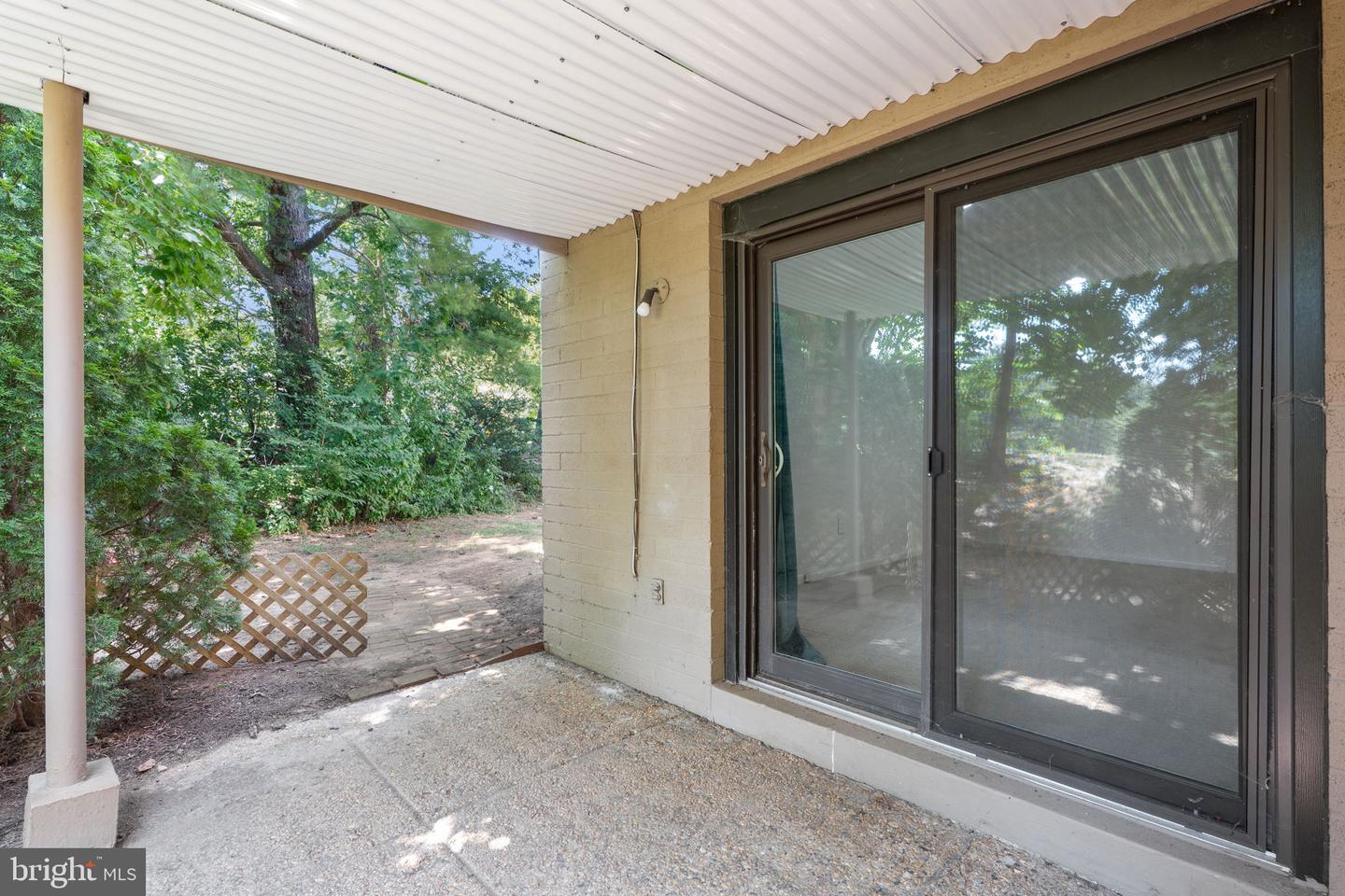 1806 N SHORE CT, RESTON, Virginia 20190, 4 Bedrooms Bedrooms, ,3 BathroomsBathrooms,Residential,For sale,1806 N SHORE CT,VAFX2261224 MLS # VAFX2261224