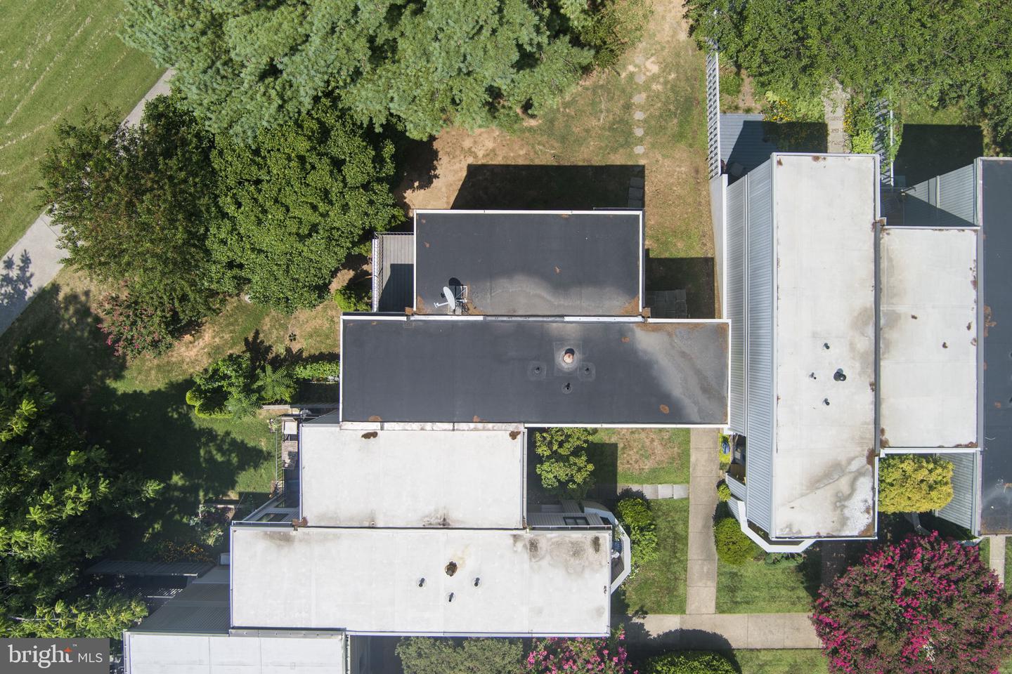 1806 N SHORE CT, RESTON, Virginia 20190, 4 Bedrooms Bedrooms, ,3 BathroomsBathrooms,Residential,For sale,1806 N SHORE CT,VAFX2261224 MLS # VAFX2261224