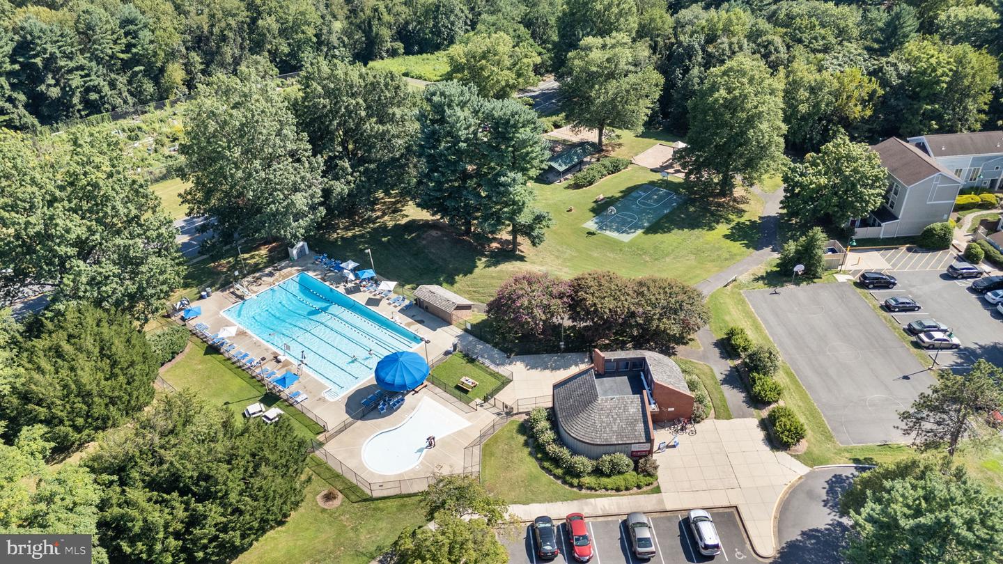 1806 N SHORE CT, RESTON, Virginia 20190, 4 Bedrooms Bedrooms, ,3 BathroomsBathrooms,Residential,For sale,1806 N SHORE CT,VAFX2261224 MLS # VAFX2261224