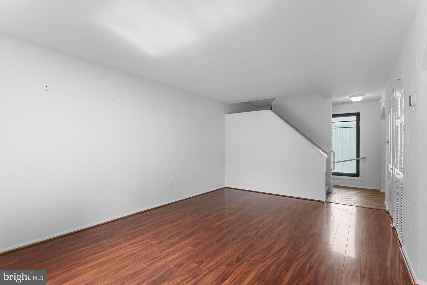 1806 N SHORE CT, RESTON, Virginia 20190, 4 Bedrooms Bedrooms, ,3 BathroomsBathrooms,Residential,For sale,1806 N SHORE CT,VAFX2261224 MLS # VAFX2261224