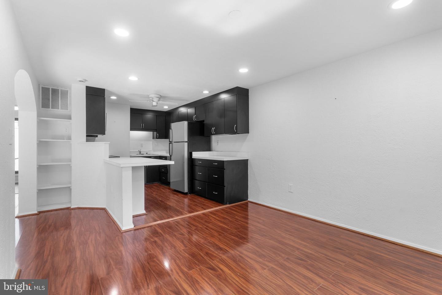 1806 N SHORE CT, RESTON, Virginia 20190, 4 Bedrooms Bedrooms, ,3 BathroomsBathrooms,Residential,For sale,1806 N SHORE CT,VAFX2261224 MLS # VAFX2261224