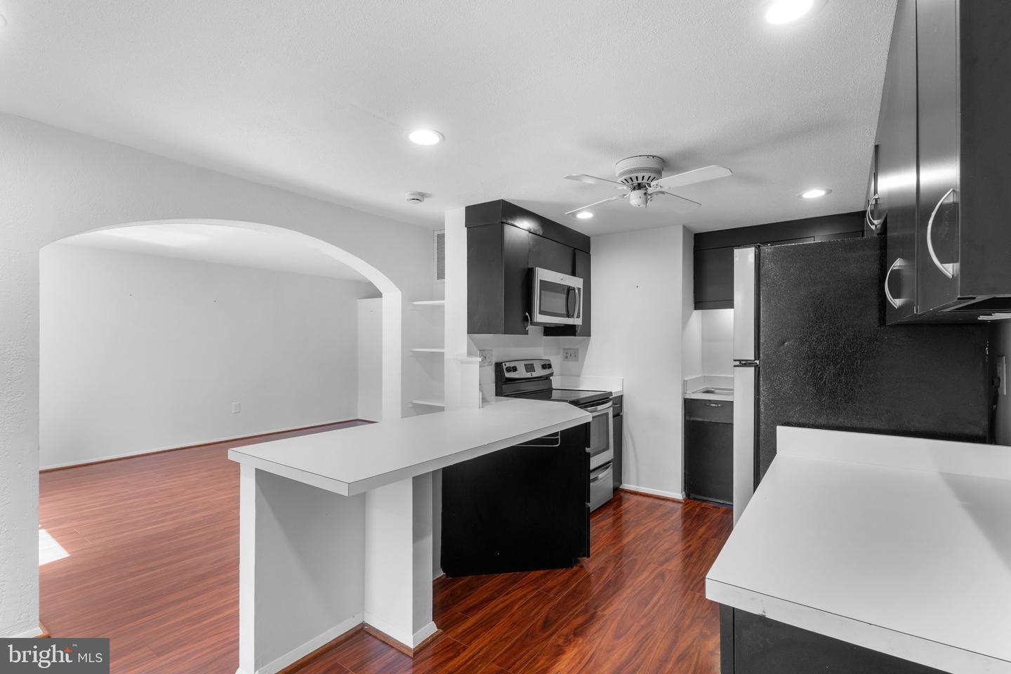 1806 N SHORE CT, RESTON, Virginia 20190, 4 Bedrooms Bedrooms, ,3 BathroomsBathrooms,Residential,For sale,1806 N SHORE CT,VAFX2261224 MLS # VAFX2261224