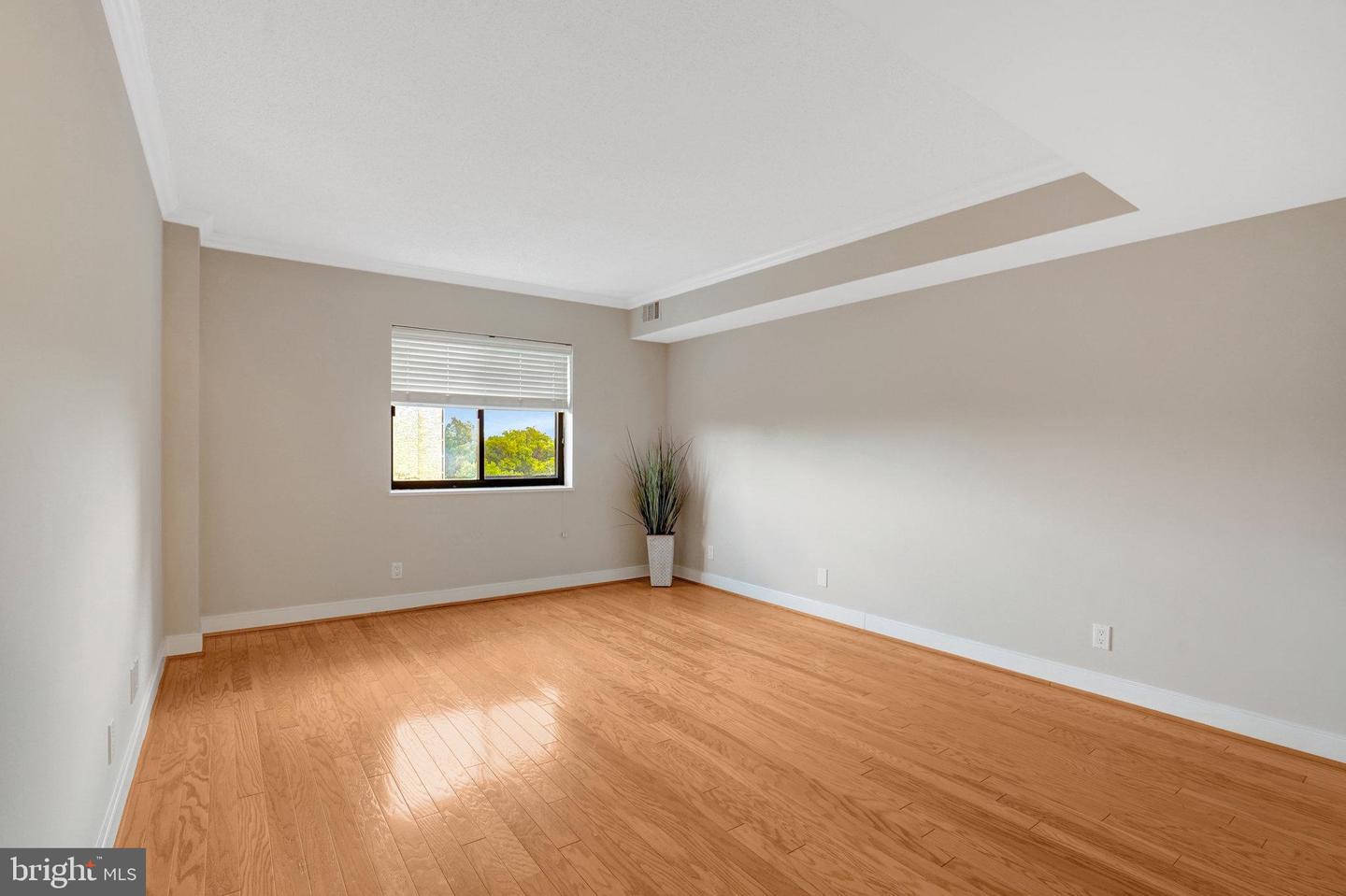 5902 MOUNT EAGLE DR #817, ALEXANDRIA, Virginia 22303, 1 Bedroom Bedrooms, ,1 BathroomBathrooms,Residential,For sale,5902 MOUNT EAGLE DR #817,VAFX2261234 MLS # VAFX2261234