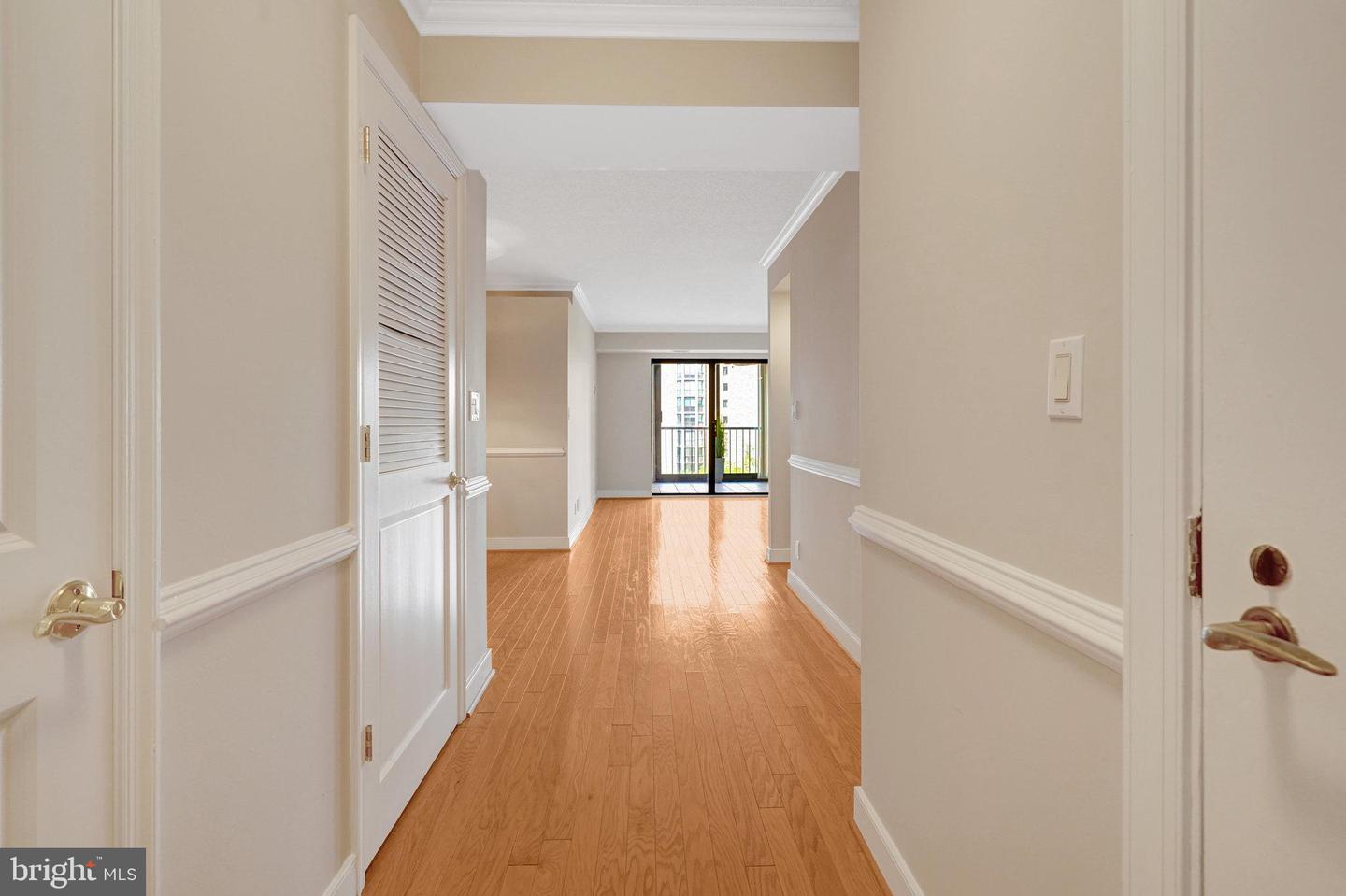 5902 MOUNT EAGLE DR #817, ALEXANDRIA, Virginia 22303, 1 Bedroom Bedrooms, ,1 BathroomBathrooms,Residential,For sale,5902 MOUNT EAGLE DR #817,VAFX2261234 MLS # VAFX2261234