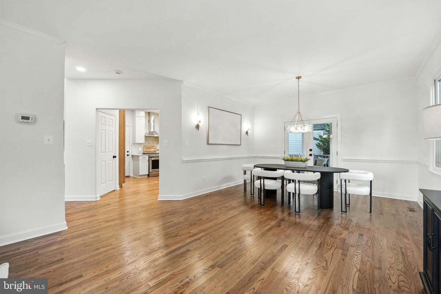 1540 N EDGEWOOD ST, ARLINGTON, Virginia 22201, 4 Bedrooms Bedrooms, ,4 BathroomsBathrooms,Residential,For sale,1540 N EDGEWOOD ST,VAAR2062264 MLS # VAAR2062264
