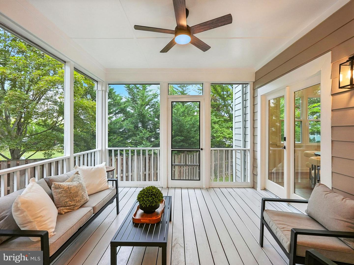 1540 N EDGEWOOD ST, ARLINGTON, Virginia 22201, 4 Bedrooms Bedrooms, ,4 BathroomsBathrooms,Residential,For sale,1540 N EDGEWOOD ST,VAAR2062264 MLS # VAAR2062264