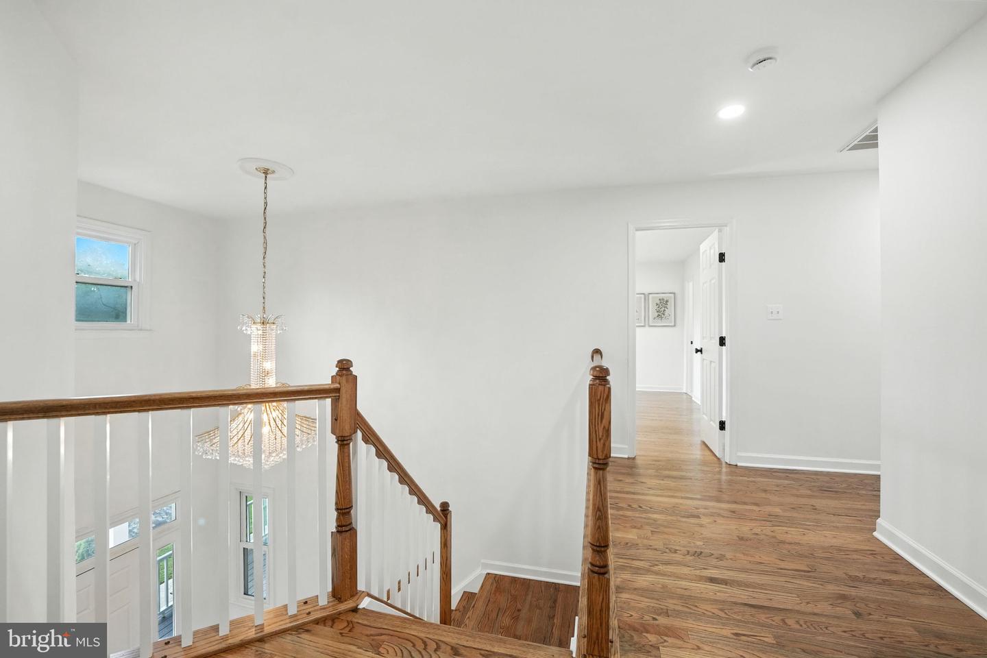 1540 N EDGEWOOD ST, ARLINGTON, Virginia 22201, 4 Bedrooms Bedrooms, ,4 BathroomsBathrooms,Residential,For sale,1540 N EDGEWOOD ST,VAAR2062264 MLS # VAAR2062264