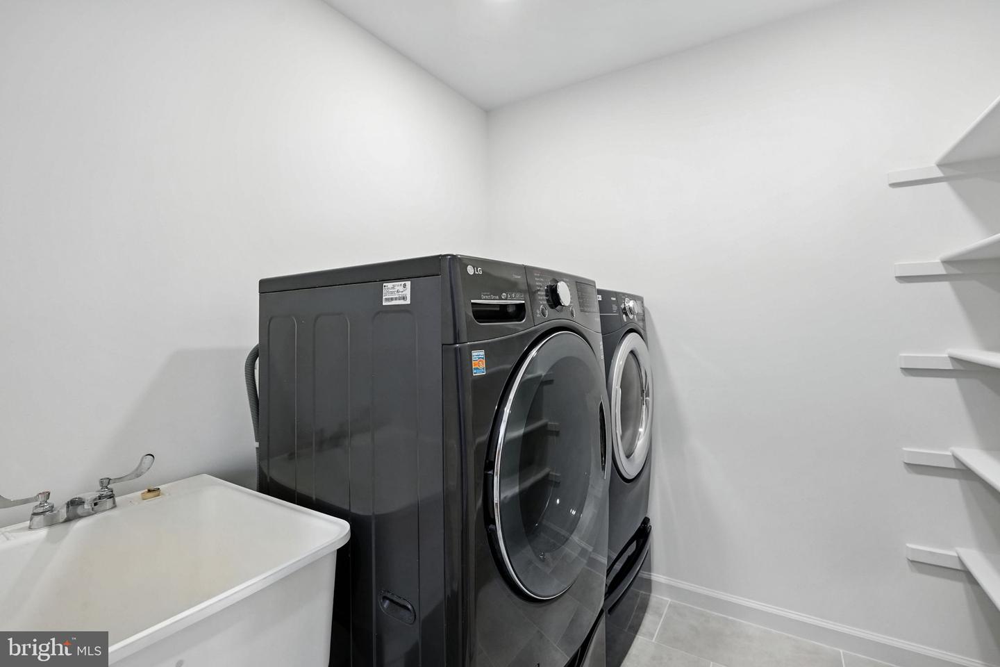 1540 N EDGEWOOD ST, ARLINGTON, Virginia 22201, 4 Bedrooms Bedrooms, ,4 BathroomsBathrooms,Residential,For sale,1540 N EDGEWOOD ST,VAAR2062264 MLS # VAAR2062264