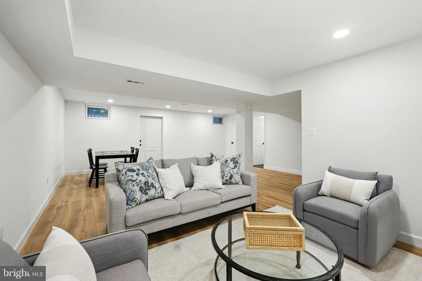 1540 N EDGEWOOD ST, ARLINGTON, Virginia 22201, 4 Bedrooms Bedrooms, ,4 BathroomsBathrooms,Residential,For sale,1540 N EDGEWOOD ST,VAAR2062264 MLS # VAAR2062264