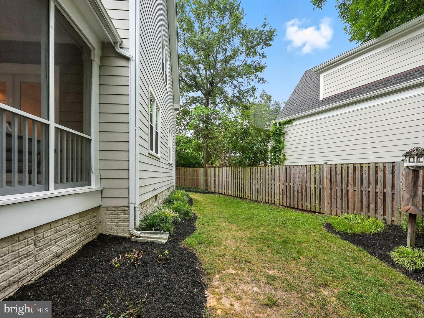 1540 N EDGEWOOD ST, ARLINGTON, Virginia 22201, 4 Bedrooms Bedrooms, ,4 BathroomsBathrooms,Residential,For sale,1540 N EDGEWOOD ST,VAAR2062264 MLS # VAAR2062264