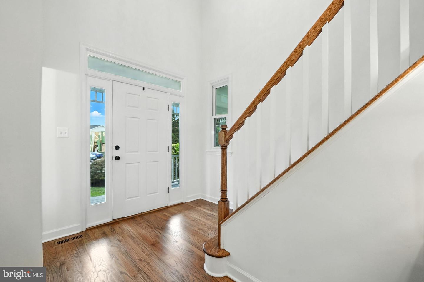1540 N EDGEWOOD ST, ARLINGTON, Virginia 22201, 4 Bedrooms Bedrooms, ,4 BathroomsBathrooms,Residential,For sale,1540 N EDGEWOOD ST,VAAR2062264 MLS # VAAR2062264