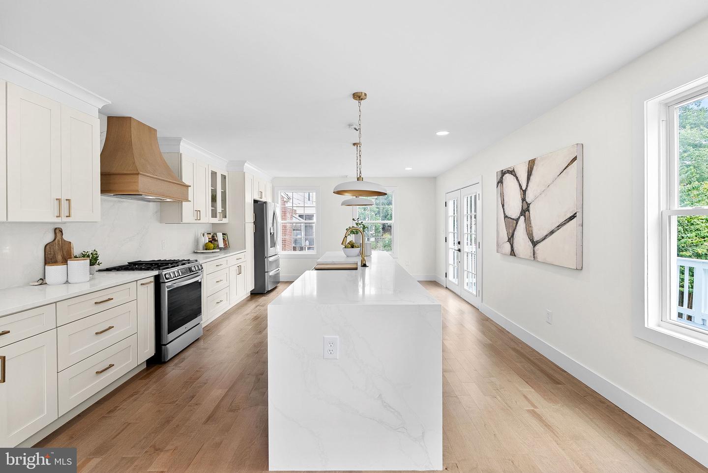 1805 S POLLARD ST, ARLINGTON, Virginia 22204, 8 Bedrooms Bedrooms, ,4 BathroomsBathrooms,Residential,For sale,1805 S POLLARD ST,VAAR2062268 MLS # VAAR2062268