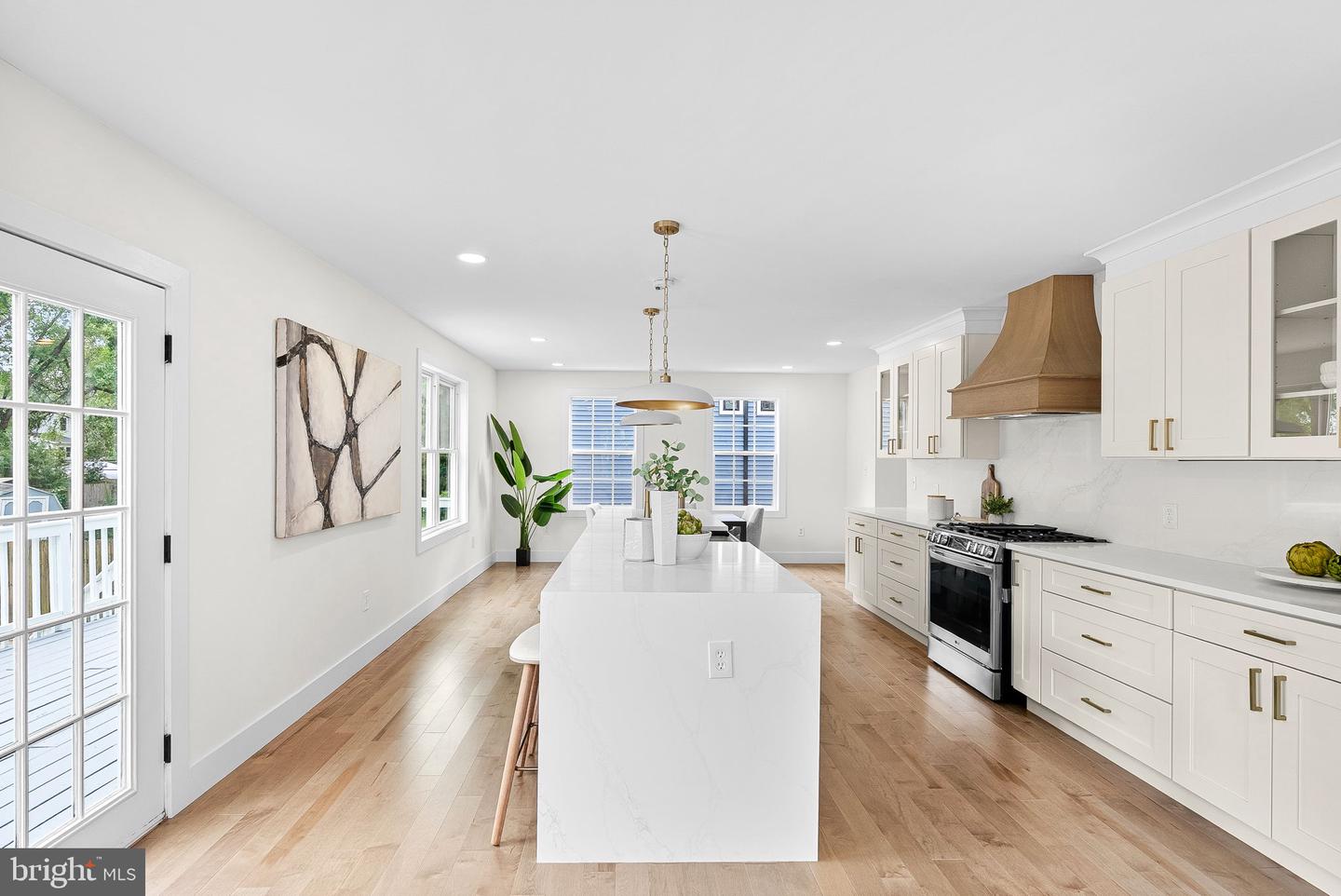 1805 S POLLARD ST, ARLINGTON, Virginia 22204, 8 Bedrooms Bedrooms, ,4 BathroomsBathrooms,Residential,For sale,1805 S POLLARD ST,VAAR2062268 MLS # VAAR2062268