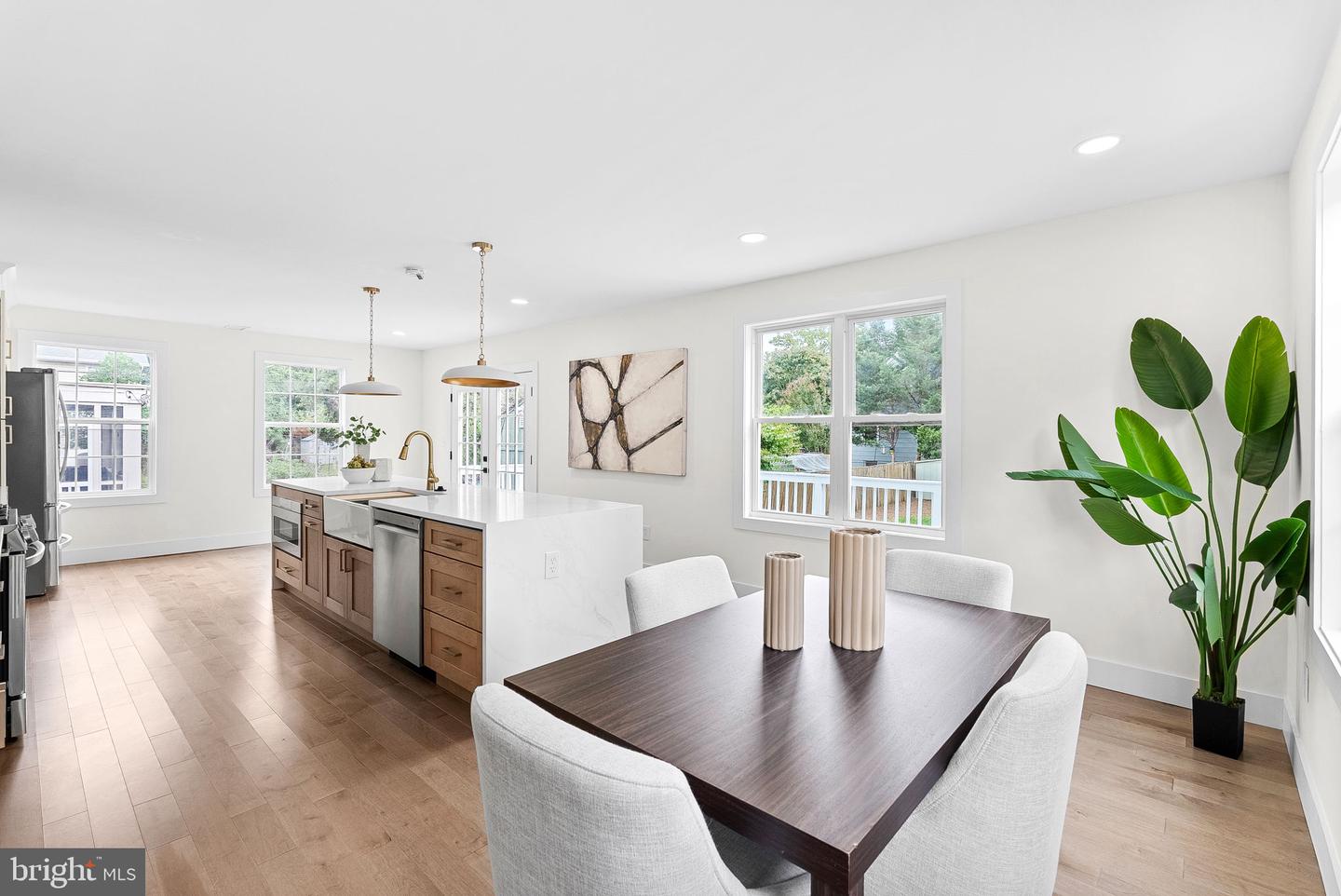 1805 S POLLARD ST, ARLINGTON, Virginia 22204, 8 Bedrooms Bedrooms, ,4 BathroomsBathrooms,Residential,For sale,1805 S POLLARD ST,VAAR2062268 MLS # VAAR2062268