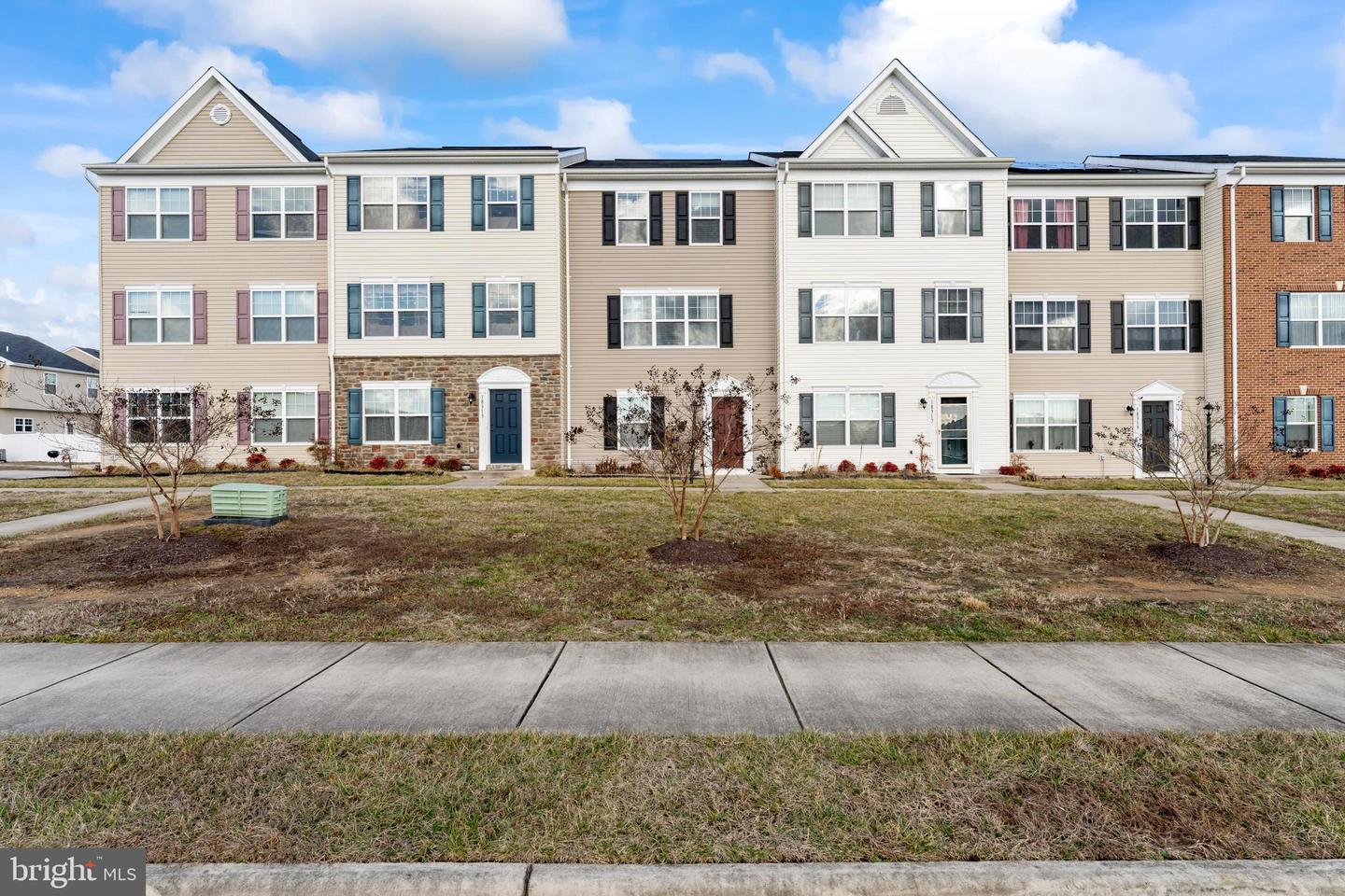 18315 CONGRESSIONAL CIR, RUTHER GLEN, Virginia 22546, 3 Bedrooms Bedrooms, ,2 BathroomsBathrooms,Residential,For sale,18315 CONGRESSIONAL CIR,VACV2008674 MLS # VACV2008674