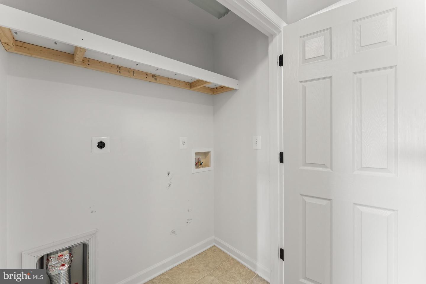 18315 CONGRESSIONAL CIR, RUTHER GLEN, Virginia 22546, 3 Bedrooms Bedrooms, ,2 BathroomsBathrooms,Residential,For sale,18315 CONGRESSIONAL CIR,VACV2008674 MLS # VACV2008674