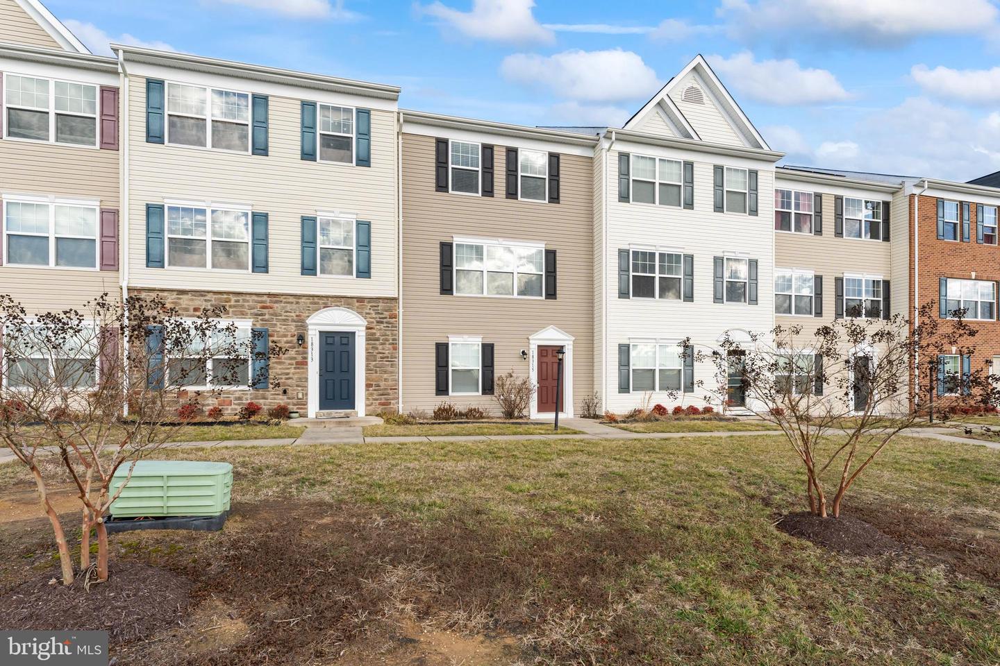 18315 CONGRESSIONAL CIR, RUTHER GLEN, Virginia 22546, 3 Bedrooms Bedrooms, ,2 BathroomsBathrooms,Residential,For sale,18315 CONGRESSIONAL CIR,VACV2008674 MLS # VACV2008674