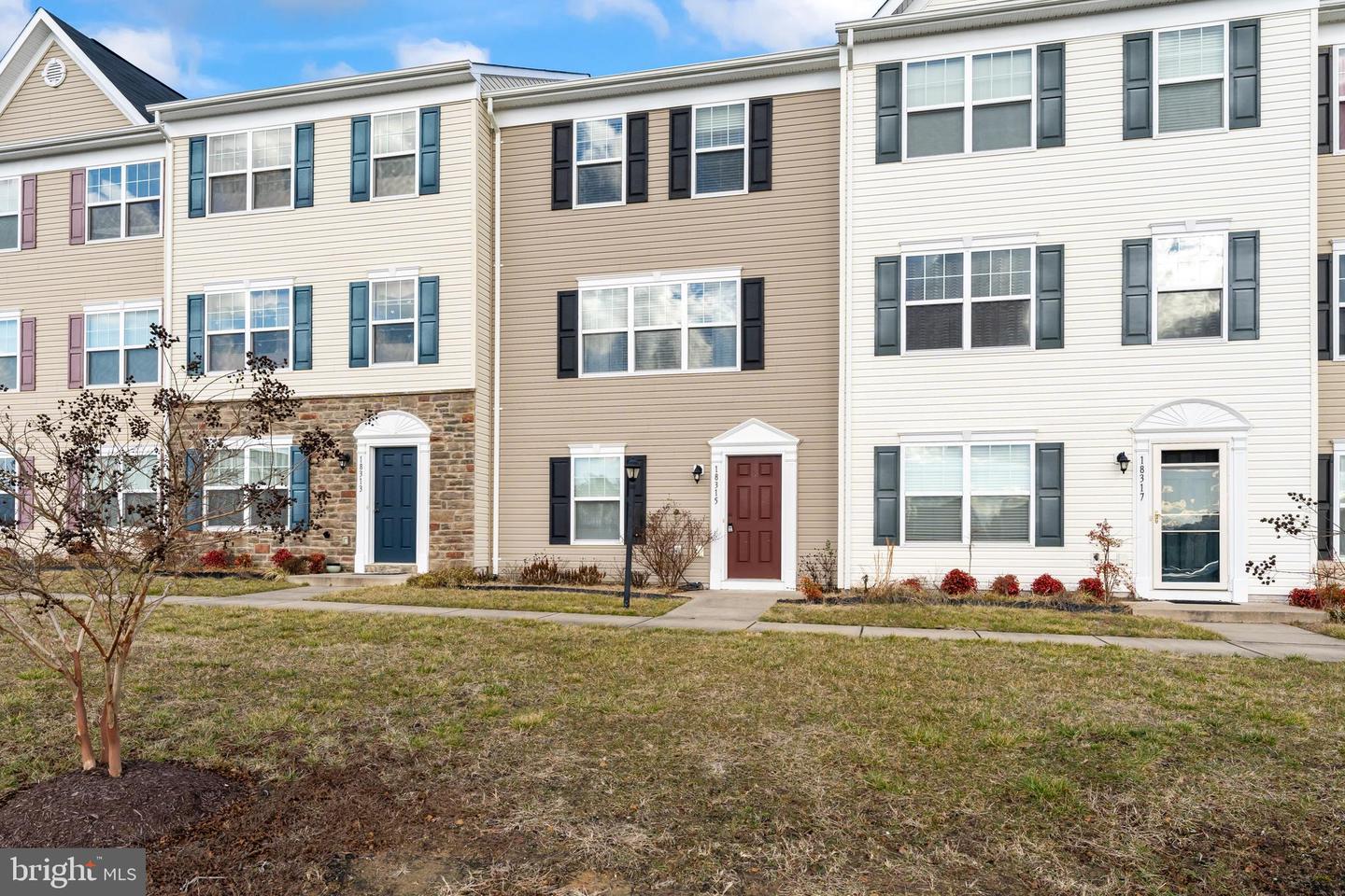 18315 CONGRESSIONAL CIR, RUTHER GLEN, Virginia 22546, 3 Bedrooms Bedrooms, ,2 BathroomsBathrooms,Residential,For sale,18315 CONGRESSIONAL CIR,VACV2008674 MLS # VACV2008674