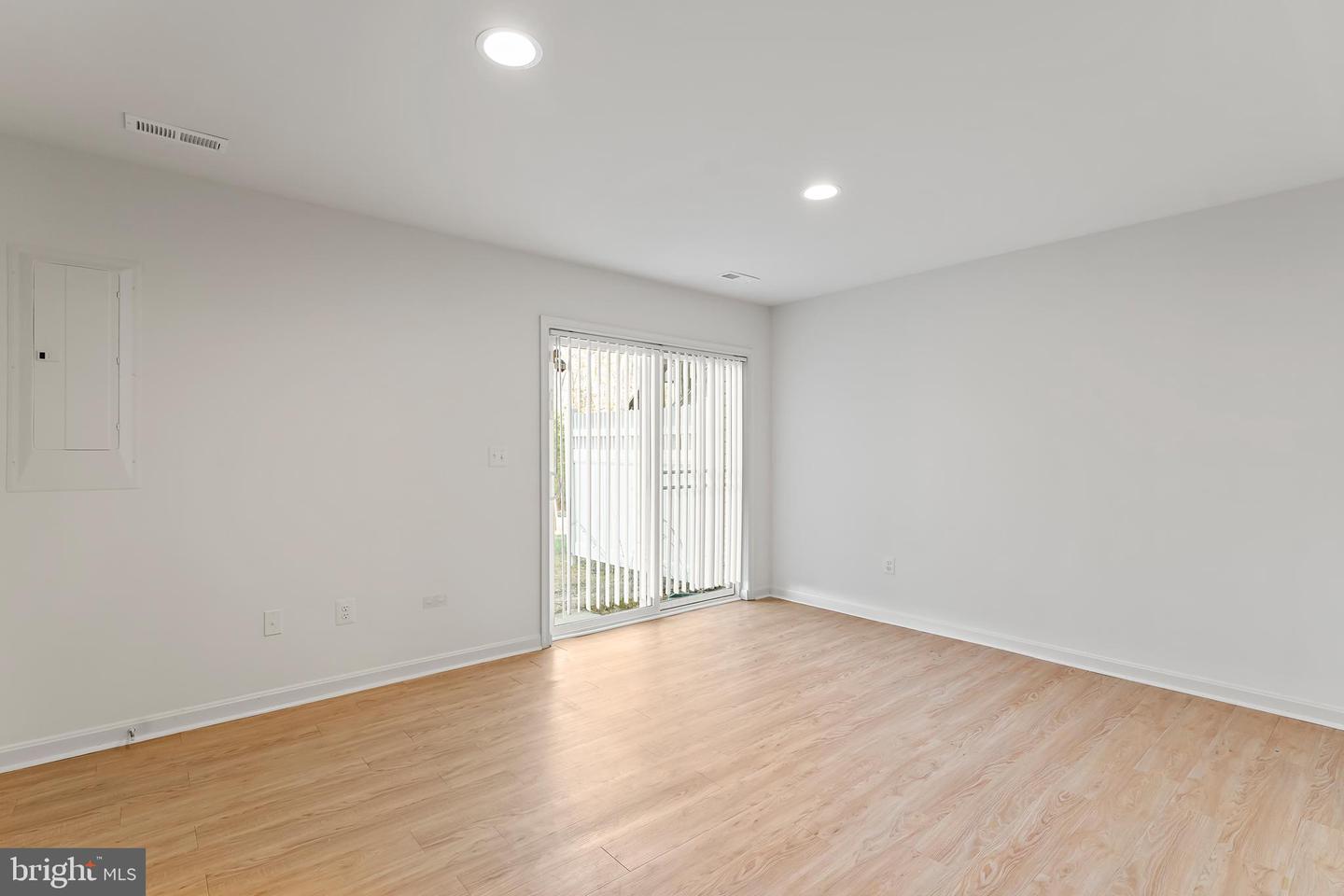 18279 DEMOCRACY AVE, RUTHER GLEN, Virginia 22546, 3 Bedrooms Bedrooms, ,2 BathroomsBathrooms,Residential,For sale,18279 DEMOCRACY AVE,VACV2008676 MLS # VACV2008676