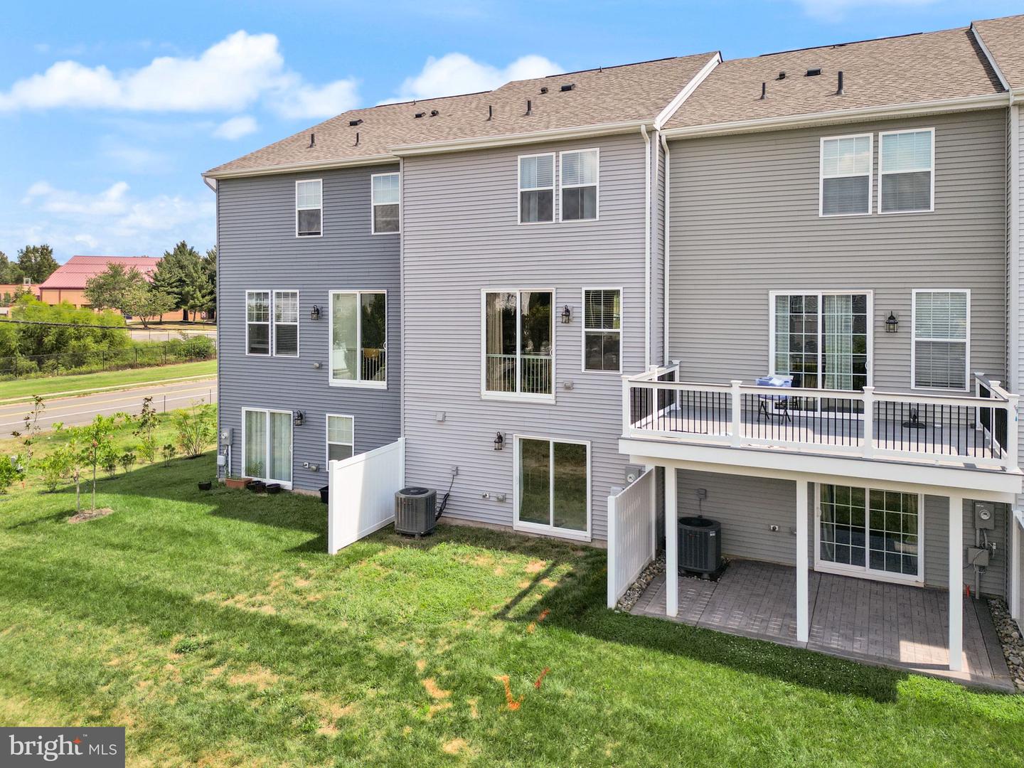 10602 SHEFFIELD GLEN LN, MANASSAS, Virginia 20112, 3 Bedrooms Bedrooms, ,3 BathroomsBathrooms,Residential,For sale,10602 SHEFFIELD GLEN LN,VAPW2101504 MLS # VAPW2101504