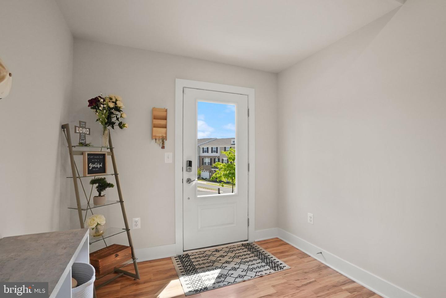 10602 SHEFFIELD GLEN LN, MANASSAS, Virginia 20112, 3 Bedrooms Bedrooms, ,3 BathroomsBathrooms,Residential,For sale,10602 SHEFFIELD GLEN LN,VAPW2101504 MLS # VAPW2101504