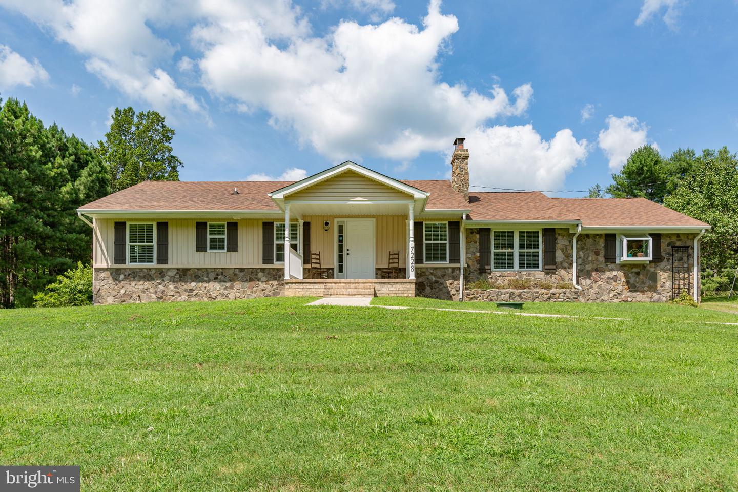 7228 COURTHOUSE RD, SPOTSYLVANIA, Virginia 22551, 3 Bedrooms Bedrooms, ,2 BathroomsBathrooms,Residential,For sale,7228 COURTHOUSE RD,VASP2035480 MLS # VASP2035480