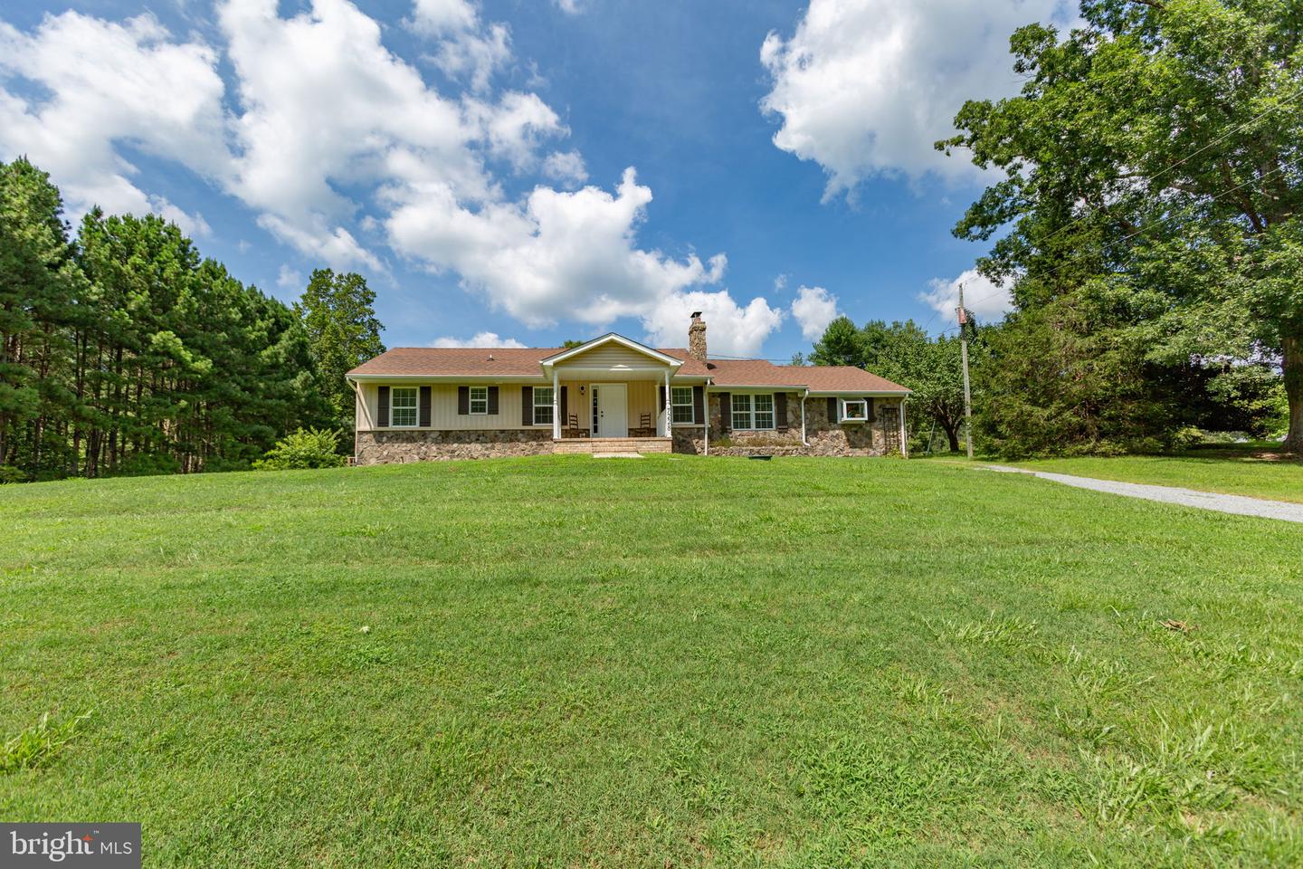 7228 COURTHOUSE RD, SPOTSYLVANIA, Virginia 22551, 3 Bedrooms Bedrooms, ,2 BathroomsBathrooms,Residential,For sale,7228 COURTHOUSE RD,VASP2035480 MLS # VASP2035480
