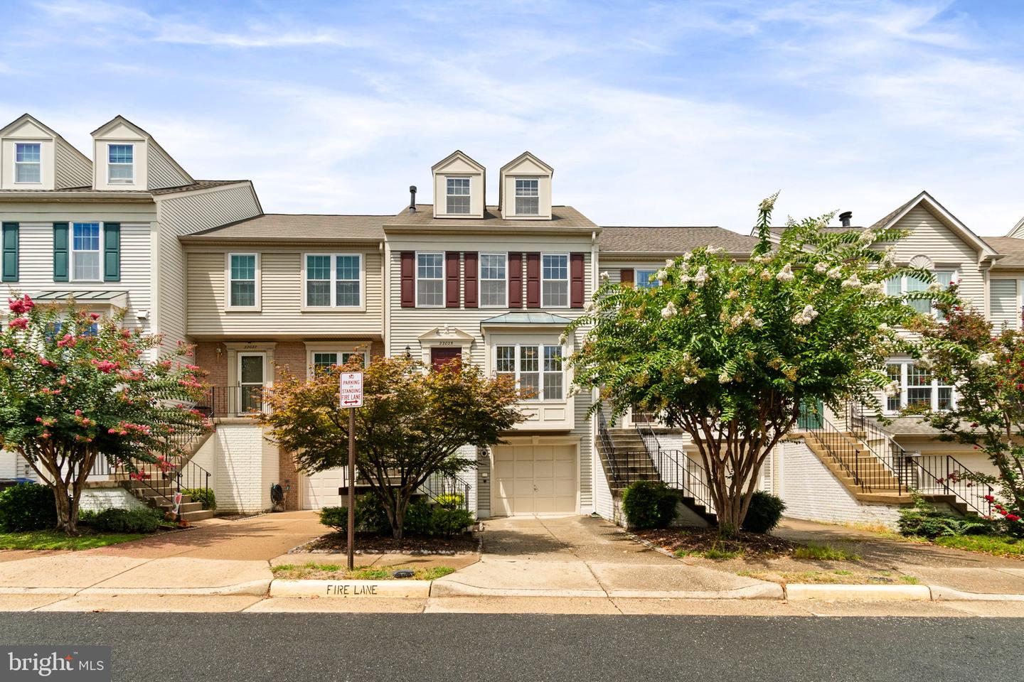 22025 GUILFORD STATION TERRACE, STERLING, Virginia 20166, 2 Bedrooms Bedrooms, ,2 BathroomsBathrooms,Residential,For sale,22025 GUILFORD STATION TERRACE,VALO2104574 MLS # VALO2104574