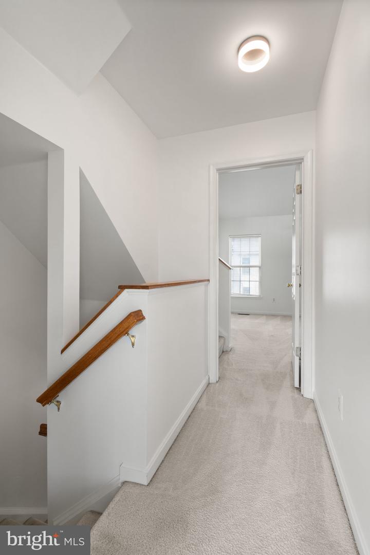 22025 GUILFORD STATION TERRACE, STERLING, Virginia 20166, 2 Bedrooms Bedrooms, ,2 BathroomsBathrooms,Residential,For sale,22025 GUILFORD STATION TERRACE,VALO2104574 MLS # VALO2104574