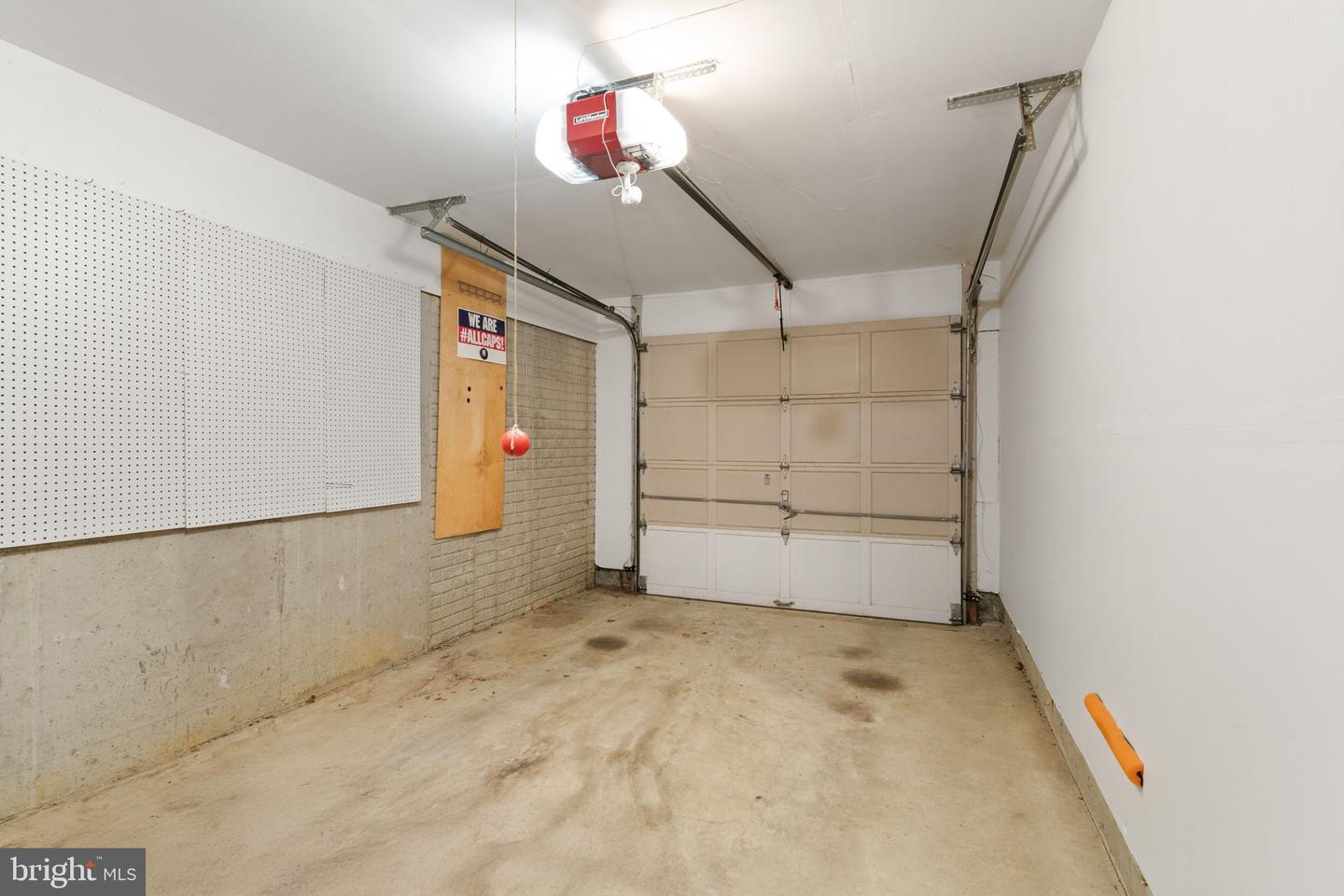 22025 GUILFORD STATION TERRACE, STERLING, Virginia 20166, 2 Bedrooms Bedrooms, ,2 BathroomsBathrooms,Residential,For sale,22025 GUILFORD STATION TERRACE,VALO2104574 MLS # VALO2104574