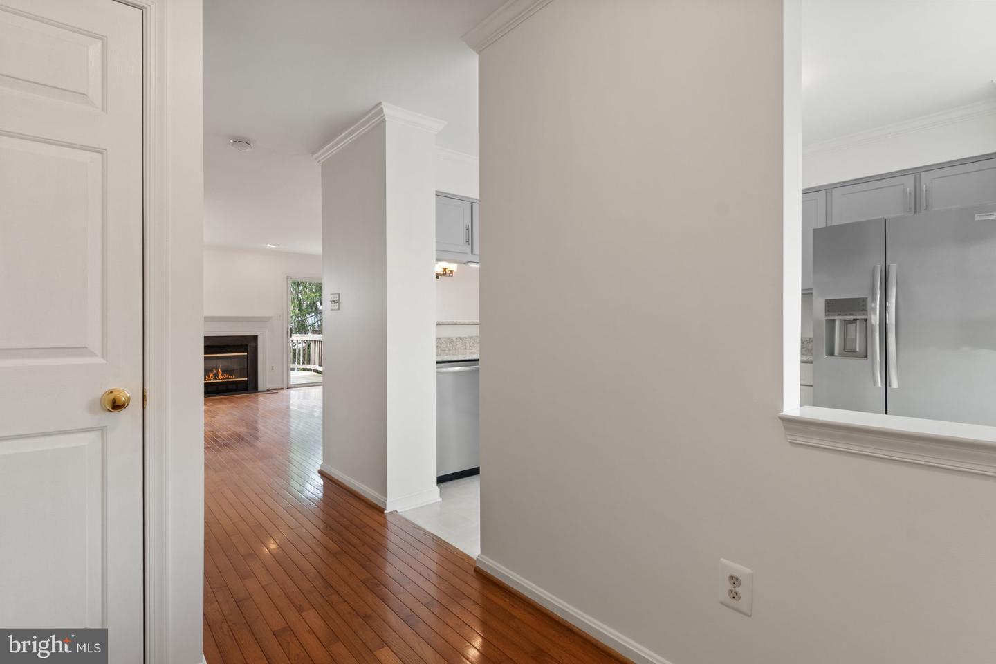 22025 GUILFORD STATION TERRACE, STERLING, Virginia 20166, 2 Bedrooms Bedrooms, ,2 BathroomsBathrooms,Residential,For sale,22025 GUILFORD STATION TERRACE,VALO2104574 MLS # VALO2104574