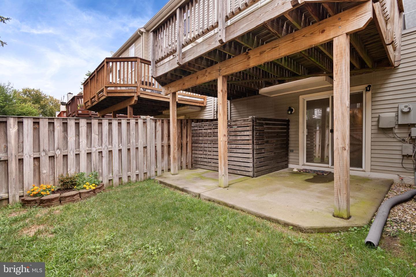 22025 GUILFORD STATION TERRACE, STERLING, Virginia 20166, 2 Bedrooms Bedrooms, ,2 BathroomsBathrooms,Residential,For sale,22025 GUILFORD STATION TERRACE,VALO2104574 MLS # VALO2104574