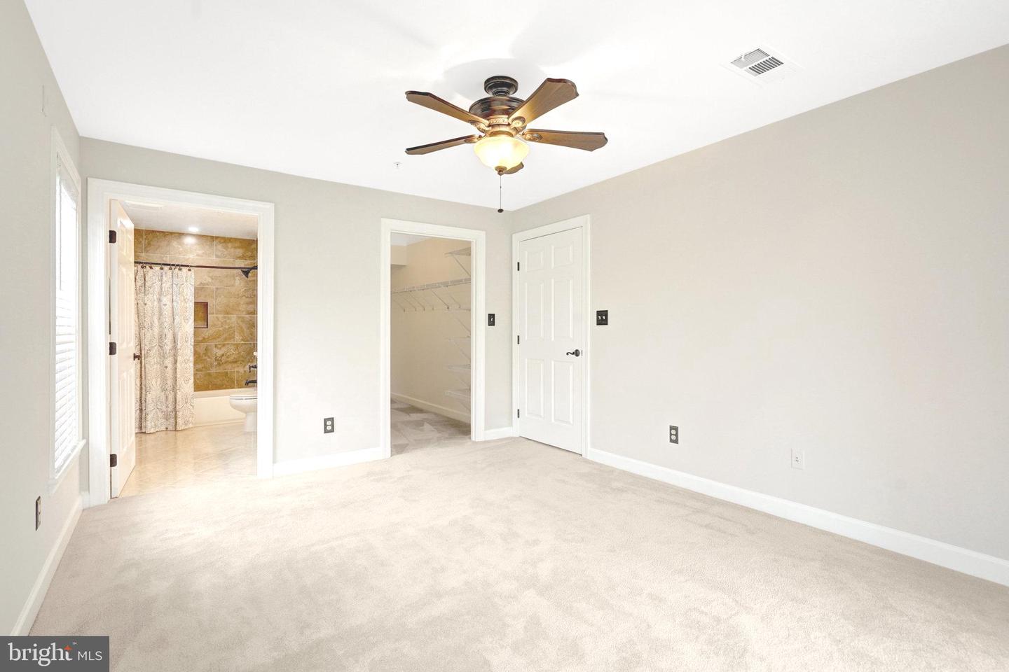 9224 CARDINAL FOREST LN #H, LORTON, Virginia 22079, 2 Bedrooms Bedrooms, ,2 BathroomsBathrooms,Residential,For sale,9224 CARDINAL FOREST LN #H,VAFX2261356 MLS # VAFX2261356