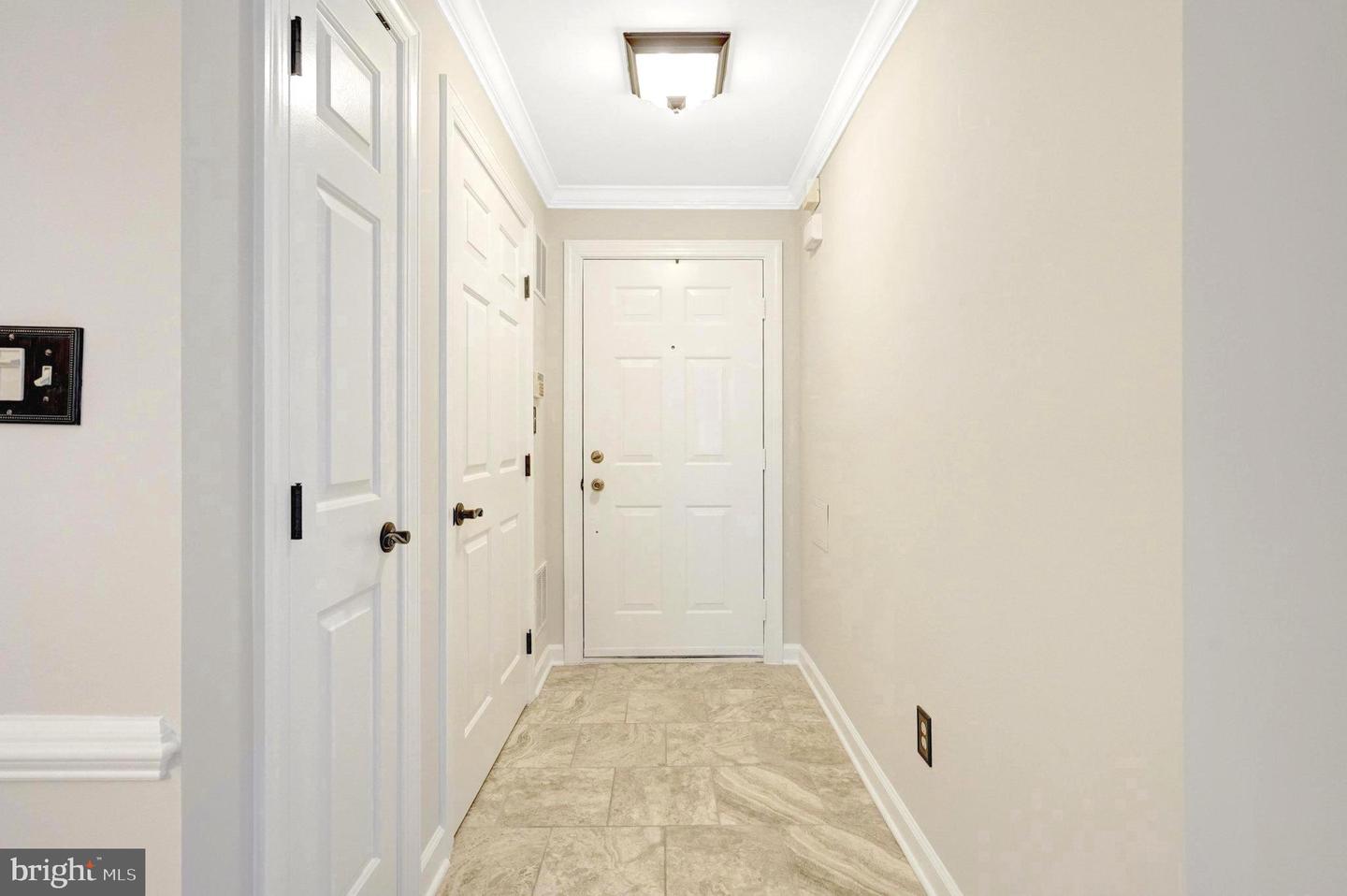 9224 CARDINAL FOREST LN #H, LORTON, Virginia 22079, 2 Bedrooms Bedrooms, ,2 BathroomsBathrooms,Residential,For sale,9224 CARDINAL FOREST LN #H,VAFX2261356 MLS # VAFX2261356