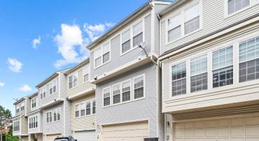 4090 FOUNTAINSIDE LN, FAIRFAX, Virginia 22030, 3 Bedrooms Bedrooms, ,2 BathroomsBathrooms,Residential,For sale,4090 FOUNTAINSIDE LN,VAFX2261364 MLS # VAFX2261364