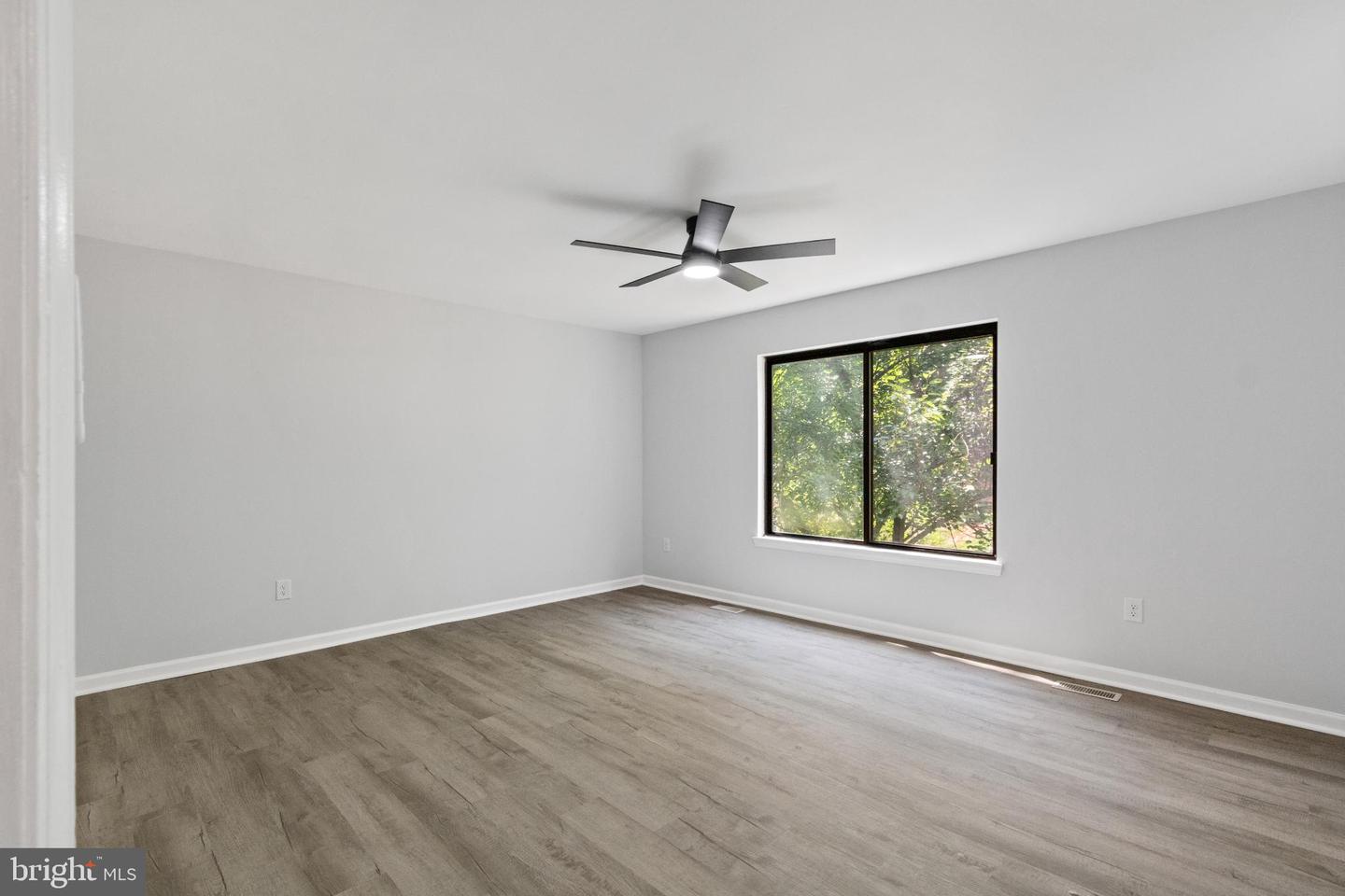 14980 BARKWOOD DR, WOODBRIDGE, Virginia 22193, 3 Bedrooms Bedrooms, 6 Rooms Rooms,2 BathroomsBathrooms,Residential,For sale,14980 BARKWOOD DR,VAPW2101522 MLS # VAPW2101522
