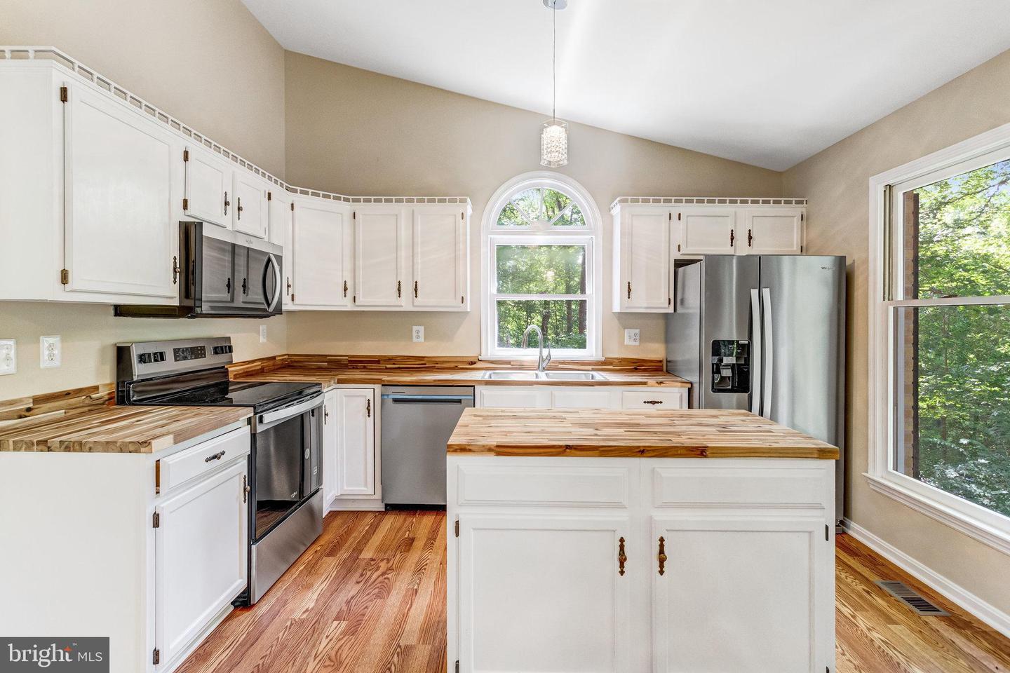 152 MT HOPE CHURCH RD, STAFFORD, Virginia 22554, 4 Bedrooms Bedrooms, ,3 BathroomsBathrooms,Residential,For sale,152 MT HOPE CHURCH RD,VAST2041824 MLS # VAST2041824